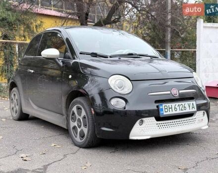 Черный Фиат 500e, объемом двигателя 0 л и пробегом 97 тыс. км за 5999 $, фото 4 на Automoto.ua