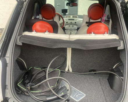 Черный Фиат 500e, объемом двигателя 0 л и пробегом 175 тыс. км за 5999 $, фото 9 на Automoto.ua