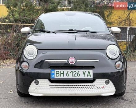 Черный Фиат 500e, объемом двигателя 0 л и пробегом 97 тыс. км за 5999 $, фото 3 на Automoto.ua