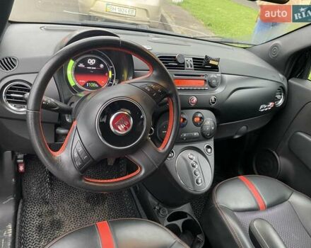Черный Фиат 500e, объемом двигателя 0 л и пробегом 45 тыс. км за 6750 $, фото 1 на Automoto.ua