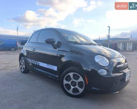 Черный Фиат 500e, объемом двигателя 0 л и пробегом 34 тыс. км за 7900 $, фото 3 на Automoto.ua