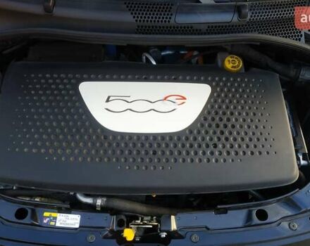 Черный Фиат 500e, объемом двигателя 0 л и пробегом 90 тыс. км за 7500 $, фото 59 на Automoto.ua