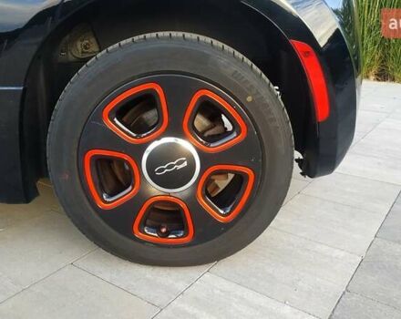 Черный Фиат 500e, объемом двигателя 0 л и пробегом 90 тыс. км за 7500 $, фото 18 на Automoto.ua