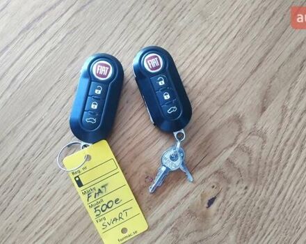 Черный Фиат 500e, объемом двигателя 0 л и пробегом 90 тыс. км за 7500 $, фото 97 на Automoto.ua