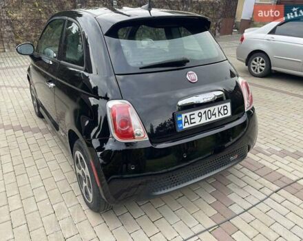 Черный Фиат 500e, объемом двигателя 0 л и пробегом 70 тыс. км за 7400 $, фото 2 на Automoto.ua