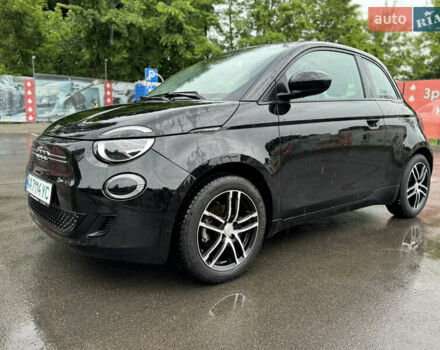Черный Фиат 500e, объемом двигателя 0 л и пробегом 28 тыс. км за 14900 $, фото 7 на Automoto.ua