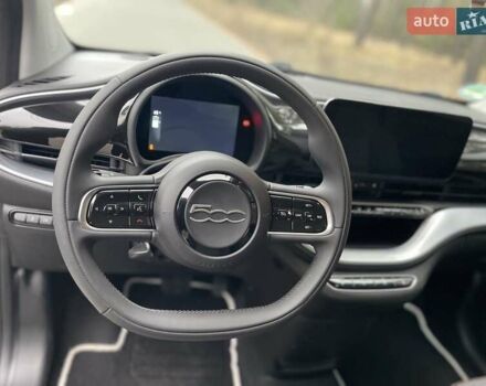 Черный Фиат 500e, объемом двигателя 0 л и пробегом 19 тыс. км за 14500 $, фото 24 на Automoto.ua