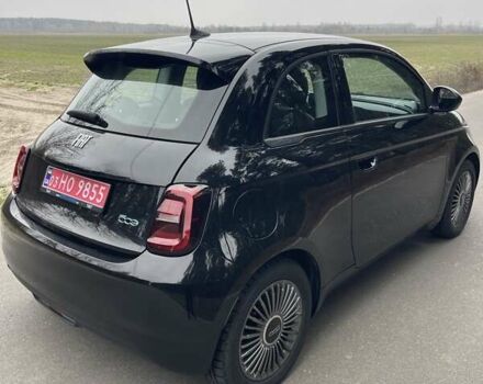 Черный Фиат 500e, объемом двигателя 0 л и пробегом 19 тыс. км за 14500 $, фото 4 на Automoto.ua