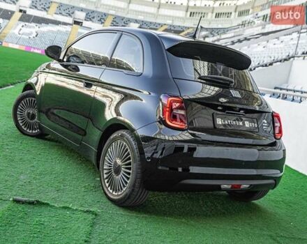 Черный Фиат 500e, объемом двигателя 0 л и пробегом 16 тыс. км за 16900 $, фото 40 на Automoto.ua