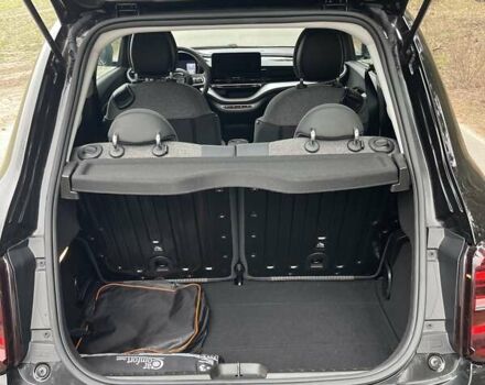 Черный Фиат 500e, объемом двигателя 0 л и пробегом 19 тыс. км за 14500 $, фото 31 на Automoto.ua