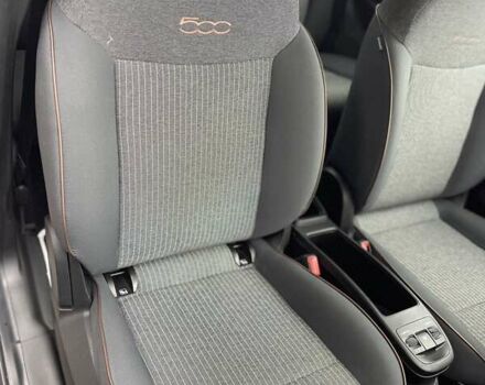 Черный Фиат 500e, объемом двигателя 0 л и пробегом 19 тыс. км за 14500 $, фото 29 на Automoto.ua