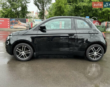 Черный Фиат 500e, объемом двигателя 0 л и пробегом 28 тыс. км за 14900 $, фото 8 на Automoto.ua
