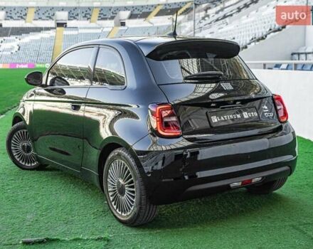 Черный Фиат 500e, объемом двигателя 0 л и пробегом 16 тыс. км за 16900 $, фото 2 на Automoto.ua