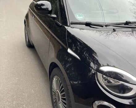 Черный Фиат 500e, объемом двигателя 0 л и пробегом 19 тыс. км за 14500 $, фото 10 на Automoto.ua