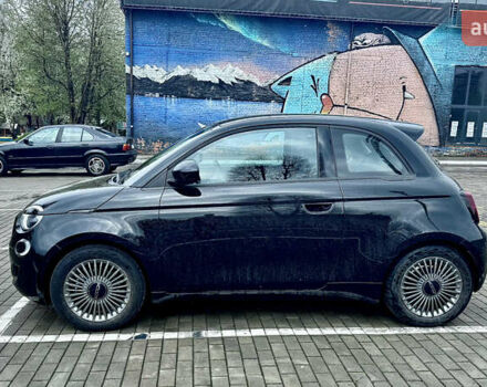 Черный Фиат 500e, объемом двигателя 0 л и пробегом 14 тыс. км за 16499 $, фото 3 на Automoto.ua