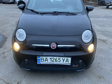 Чорний Фіат 500e, об'ємом двигуна 0 л та пробігом 120 тис. км за 6800 $, фото 1 на Automoto.ua