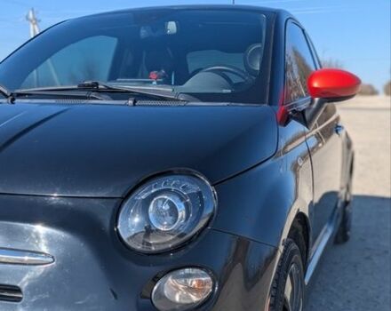 Чорний Фіат 500e, об'ємом двигуна 0 л та пробігом 111 тис. км за 5800 $, фото 1 на Automoto.ua
