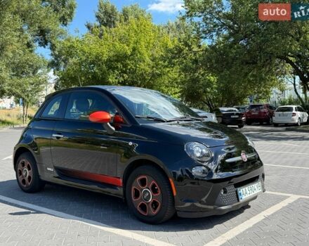 Черный Фиат 500e, объемом двигателя 0 л и пробегом 60 тыс. км за 8999 $, фото 1 на Automoto.ua
