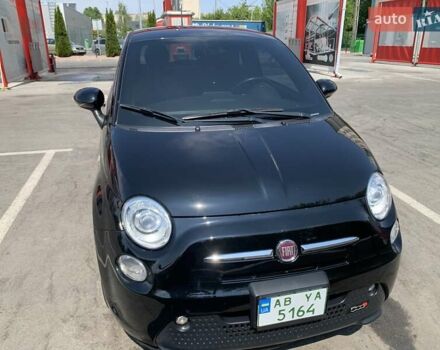 Черный Фиат 500e, объемом двигателя 0 л и пробегом 86 тыс. км за 9500 $, фото 1 на Automoto.ua