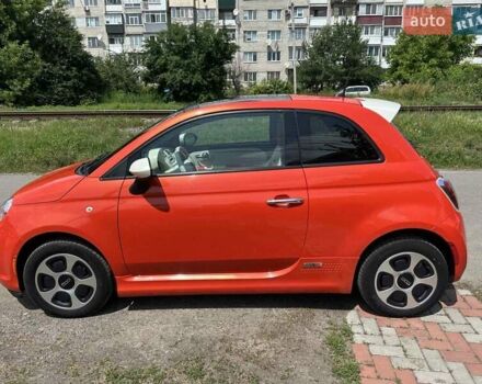 Красный Фиат 500e, объемом двигателя 0 л и пробегом 51 тыс. км за 8600 $, фото 5 на Automoto.ua