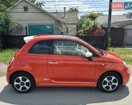 Красный Фиат 500e, объемом двигателя 0 л и пробегом 51 тыс. км за 8600 $, фото 3 на Automoto.ua