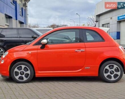Красный Фиат 500e, объемом двигателя 0 л и пробегом 86 тыс. км за 8790 $, фото 4 на Automoto.ua