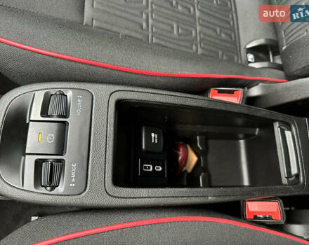 Красный Фиат 500e, объемом двигателя 0 л и пробегом 20 тыс. км за 15200 $, фото 34 на Automoto.ua