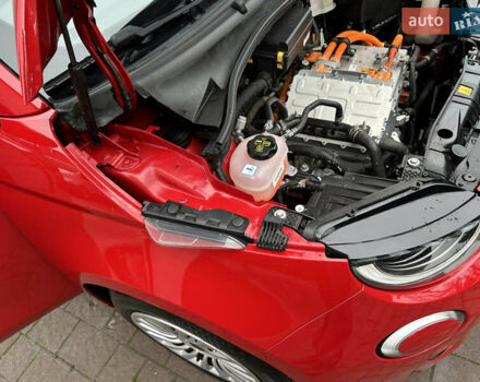 Красный Фиат 500e, объемом двигателя 0 л и пробегом 20 тыс. км за 15200 $, фото 59 на Automoto.ua