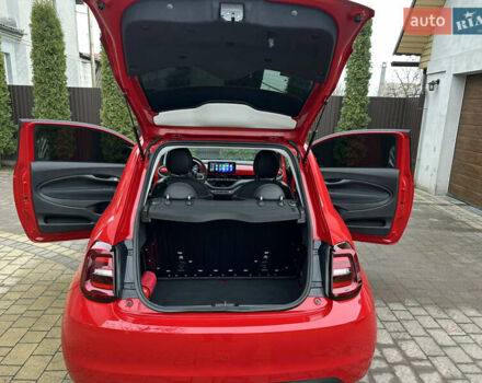 Красный Фиат 500e, объемом двигателя 0 л и пробегом 20 тыс. км за 15200 $, фото 36 на Automoto.ua