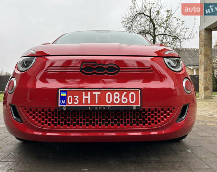 Красный Фиат 500e, объемом двигателя 0 л и пробегом 20 тыс. км за 15200 $, фото 4 на Automoto.ua