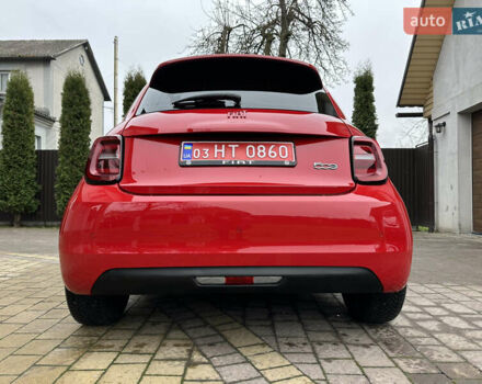 Красный Фиат 500e, объемом двигателя 0 л и пробегом 20 тыс. км за 15200 $, фото 20 на Automoto.ua