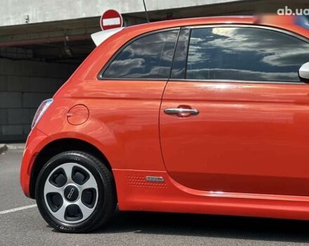 Фіат 500e, об'ємом двигуна 0 л та пробігом 77 тис. км за 8200 $, фото 9 на Automoto.ua