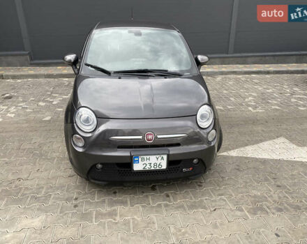 Фиат 500e, объемом двигателя 0 л и пробегом 78 тыс. км за 9500 $, фото 4 на Automoto.ua