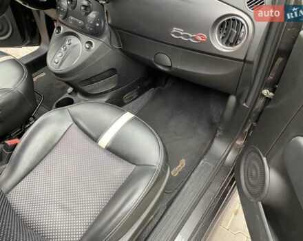 Фіат 500e, об'ємом двигуна 0 л та пробігом 78 тис. км за 10500 $, фото 21 на Automoto.ua