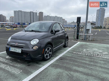 Фиат 500e 2017 в Киеве на Automoto.ua Фиат 500e, объемом двигателя 0 л и пробегом 72 тыс. км за 7900 $, фото 1 на Automoto.ua