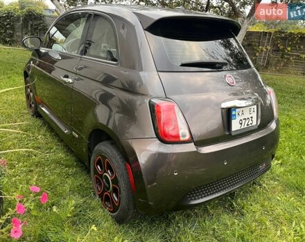 Серый Фиат 500e, объемом двигателя 0 л и пробегом 104 тыс. км за 5500 $, фото 4 на Automoto.ua