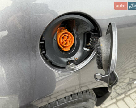 Серый Фиат 500e, объемом двигателя 0 л и пробегом 46 тыс. км за 6999 $, фото 28 на Automoto.ua