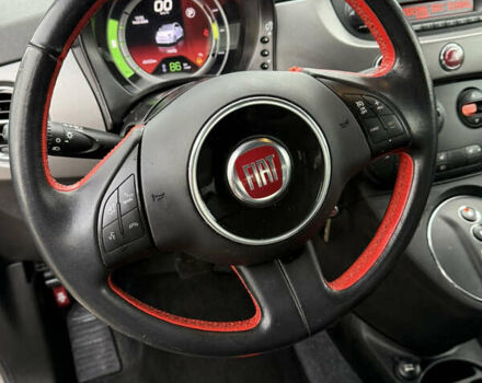 Серый Фиат 500e, объемом двигателя 0 л и пробегом 46 тыс. км за 6999 $, фото 64 на Automoto.ua