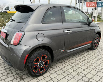 Серый Фиат 500e, объемом двигателя 0 л и пробегом 46 тыс. км за 6999 $, фото 22 на Automoto.ua