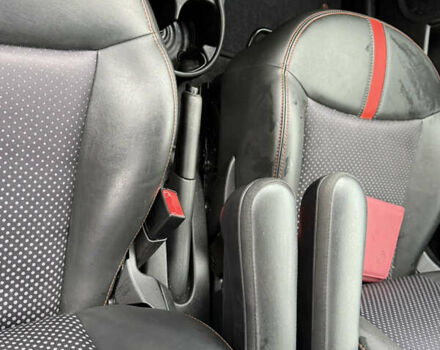 Серый Фиат 500e, объемом двигателя 0 л и пробегом 46 тыс. км за 6999 $, фото 62 на Automoto.ua