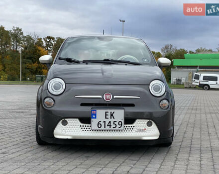 Серый Фиат 500e, объемом двигателя 0 л и пробегом 96 тыс. км за 6250 $, фото 21 на Automoto.ua