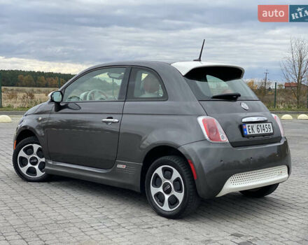 Серый Фиат 500e, объемом двигателя 0 л и пробегом 96 тыс. км за 6250 $, фото 14 на Automoto.ua