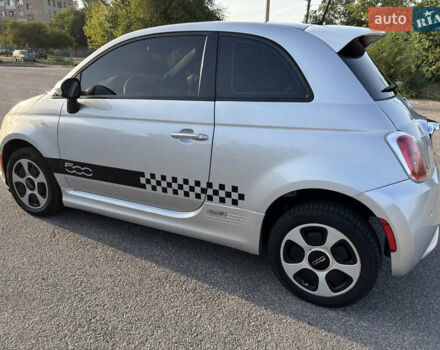 Серый Фиат 500e, объемом двигателя 0 л и пробегом 154 тыс. км за 7800 $, фото 6 на Automoto.ua