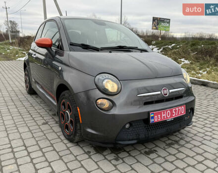 Серый Фиат 500e, объемом двигателя 0 л и пробегом 46 тыс. км за 6999 $, фото 4 на Automoto.ua