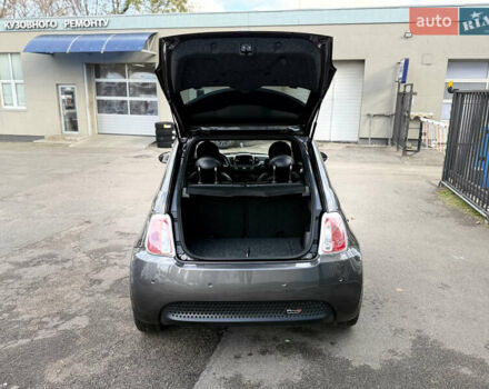 Серый Фиат 500e, объемом двигателя 0 л и пробегом 59 тыс. км за 7700 $, фото 11 на Automoto.ua
