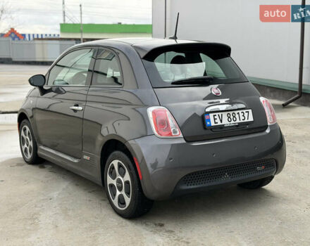 Серый Фиат 500e, объемом двигателя 0 л и пробегом 89 тыс. км за 6500 $, фото 6 на Automoto.ua