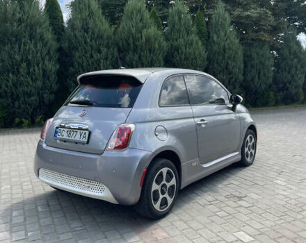 Сірий Фіат 500e, об'ємом двигуна 0 л та пробігом 71 тис. км за 10000 $, фото 4 на Automoto.ua