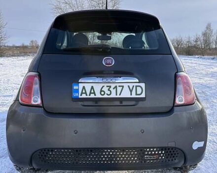 Серый Фиат 500e, объемом двигателя 0 л и пробегом 55 тыс. км за 7800 $, фото 7 на Automoto.ua