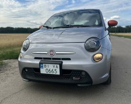 Серый Фиат 500e, объемом двигателя 0 л и пробегом 59 тыс. км за 8800 $, фото 1 на Automoto.ua