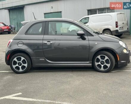 Серый Фиат 500e, объемом двигателя 0 л и пробегом 54 тыс. км за 7490 $, фото 4 на Automoto.ua